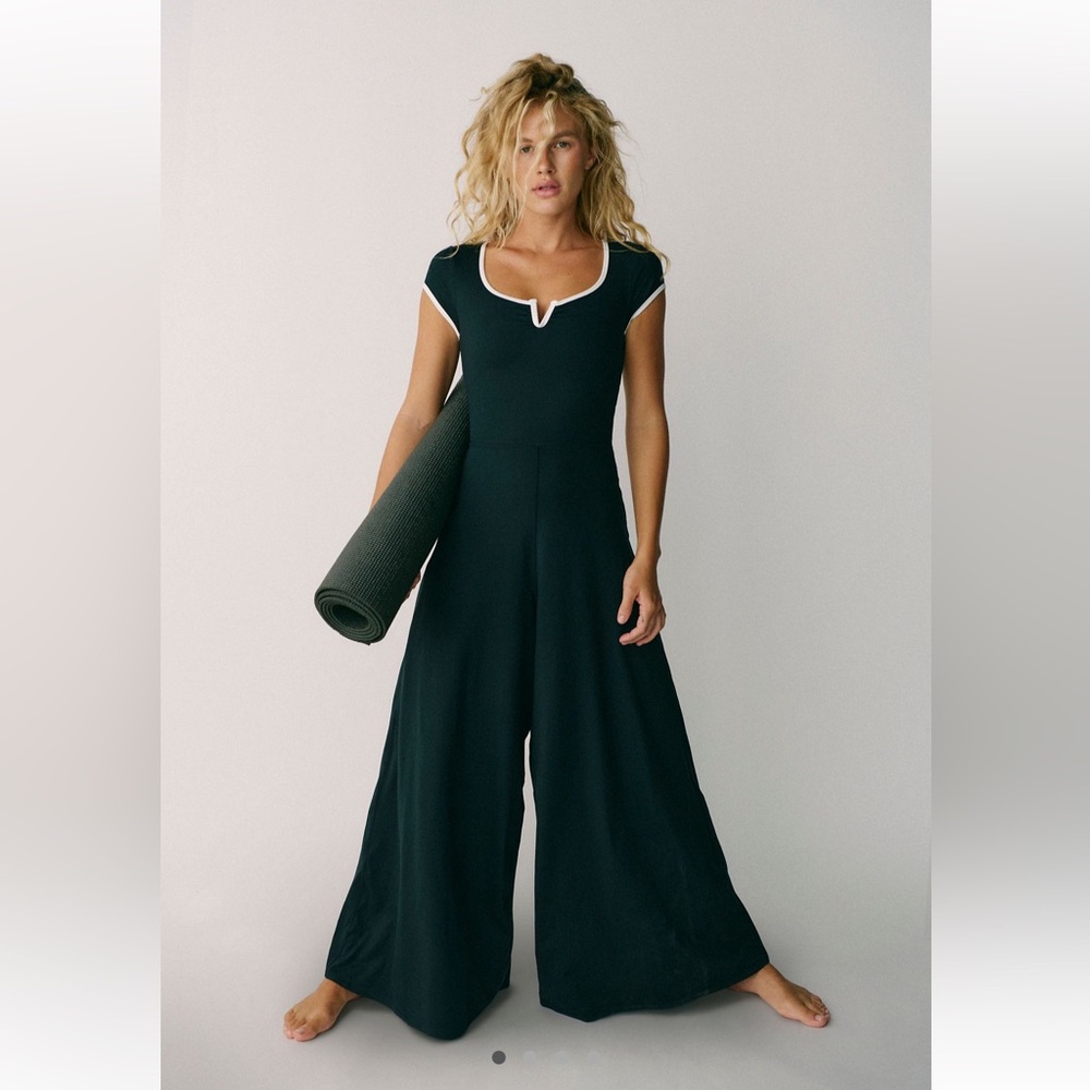 NWOT fp movement pipe dream onesie